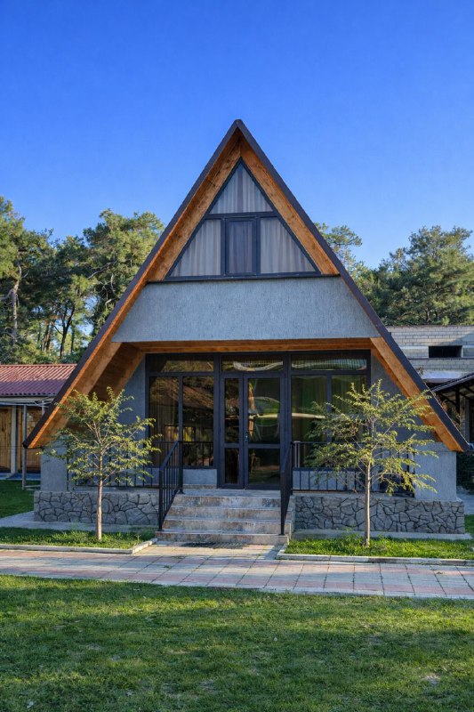 "ТИС" коттеджи у заповедника